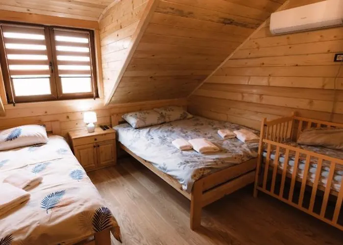 Biser Uvca I Zlatara 公寓 *